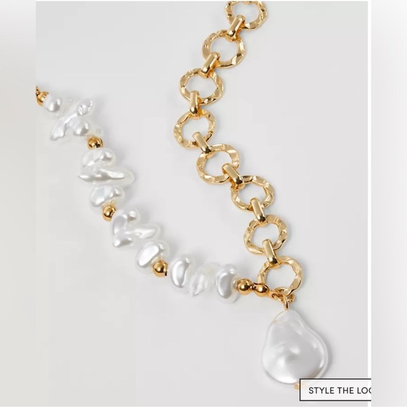 Ann Taylor mixed pearl and chain Necklace - Picture 3 of 6